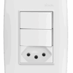 CONJUNTO 2 INTERRUPTORES SIMPLES 10A 250V + 1 TOMADA 2P+T PADRÃO BRASILEIRO 10A 250V - BRANCO - SIMON 30